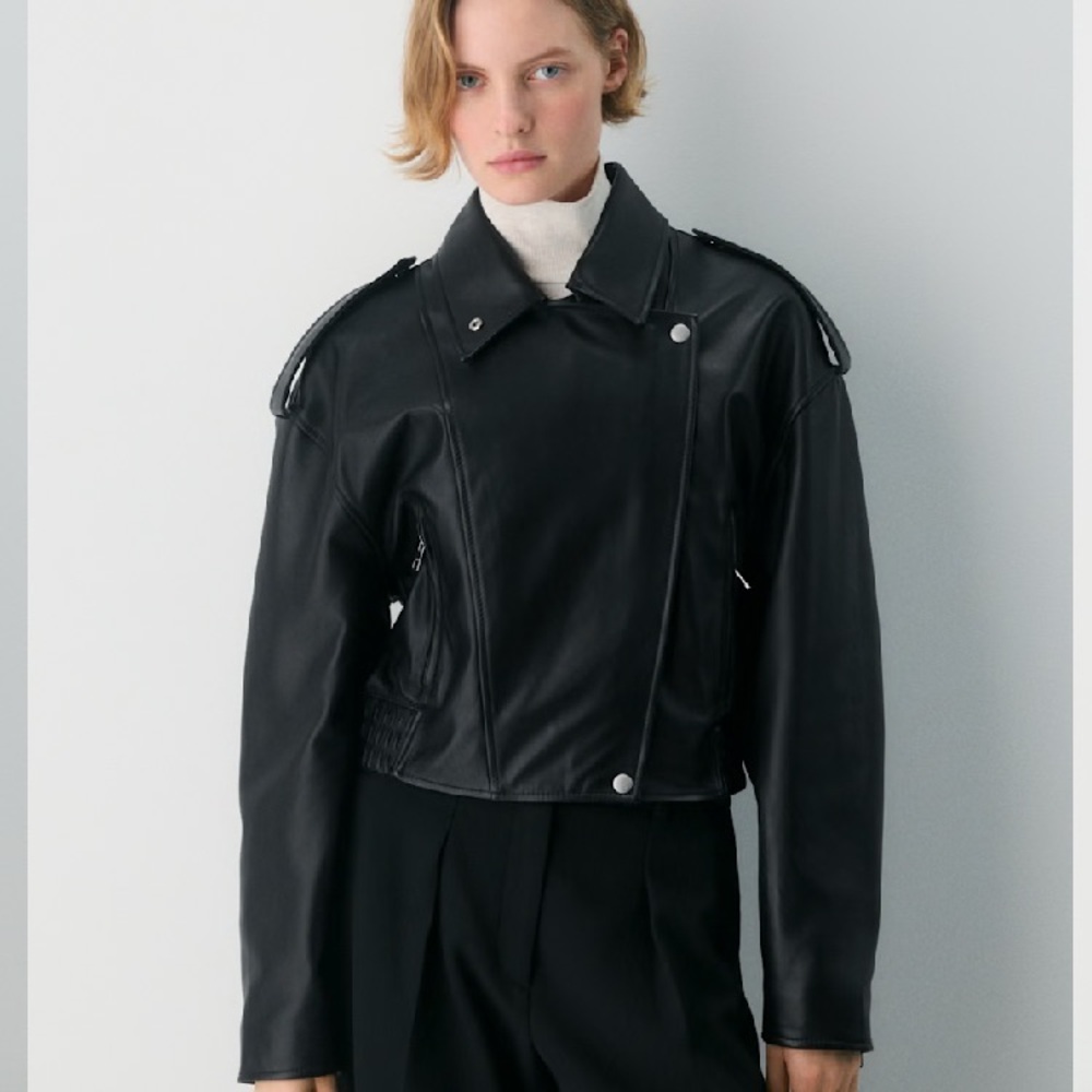 Aritzia Dakota Leather Biker Jacket Black size medium